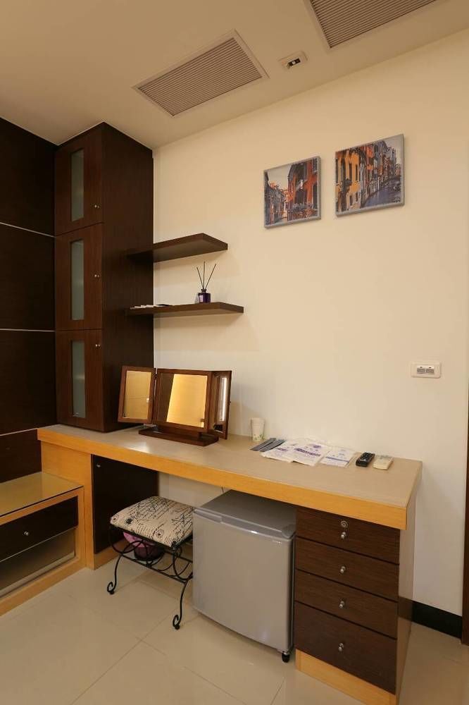 Eureka Bed & Breakfast Tainan Bagian luar foto