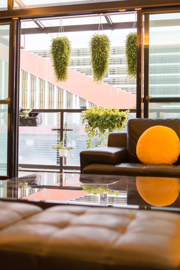 Eureka Bed & Breakfast Tainan Bagian luar foto